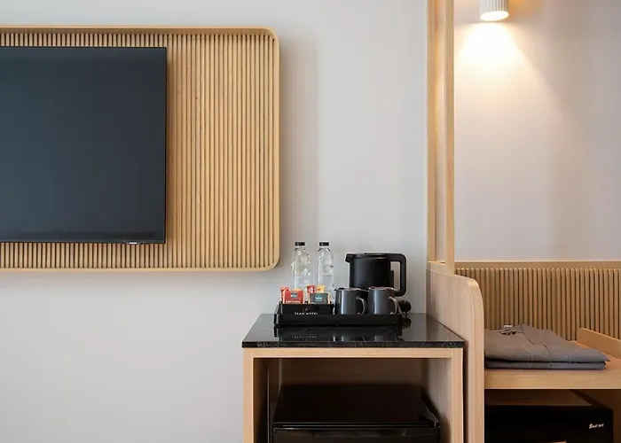 Hotel Saan Sathorn 4*