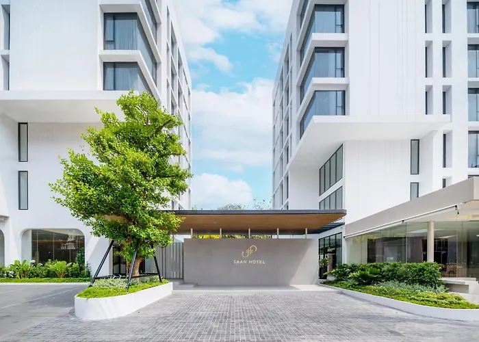 Saan Sathorn 4*