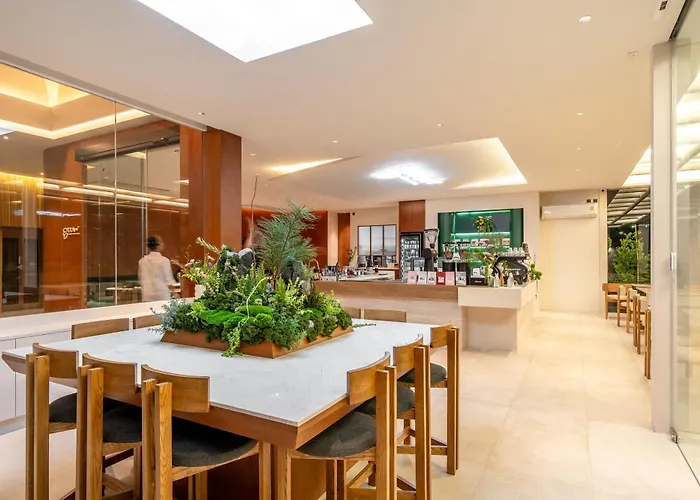 Saan Sathorn 4*
