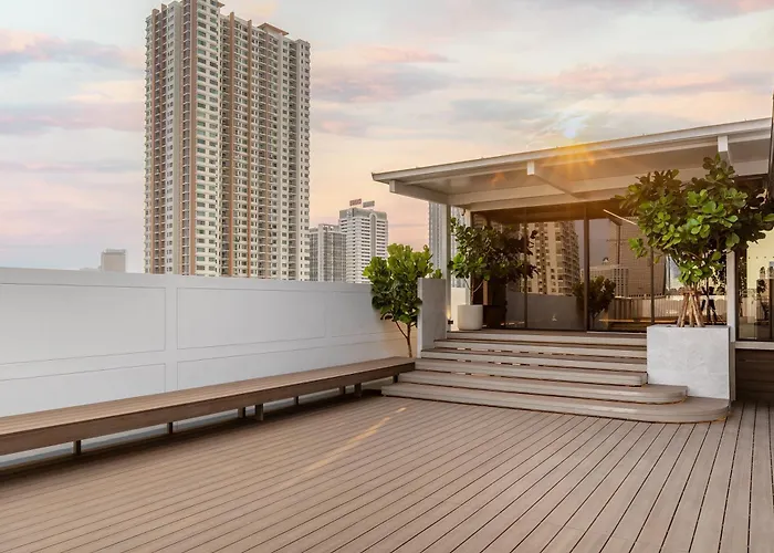 Saan Sathorn Hotel