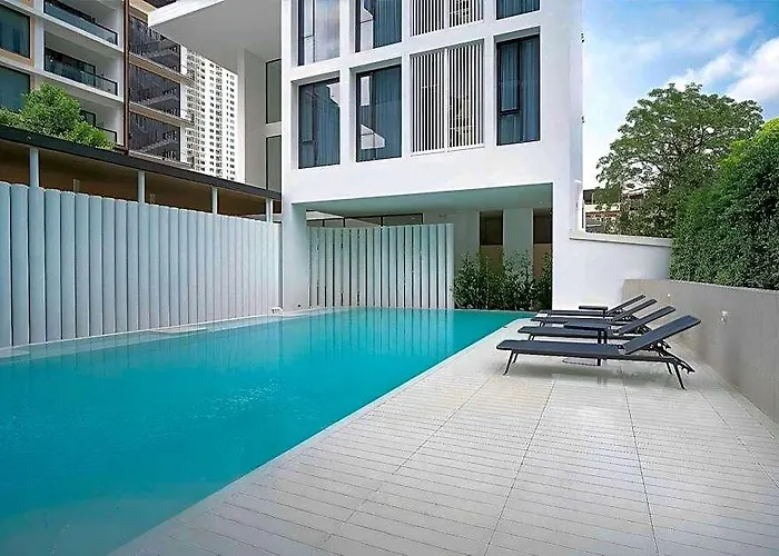 Saan Sathorn 4*